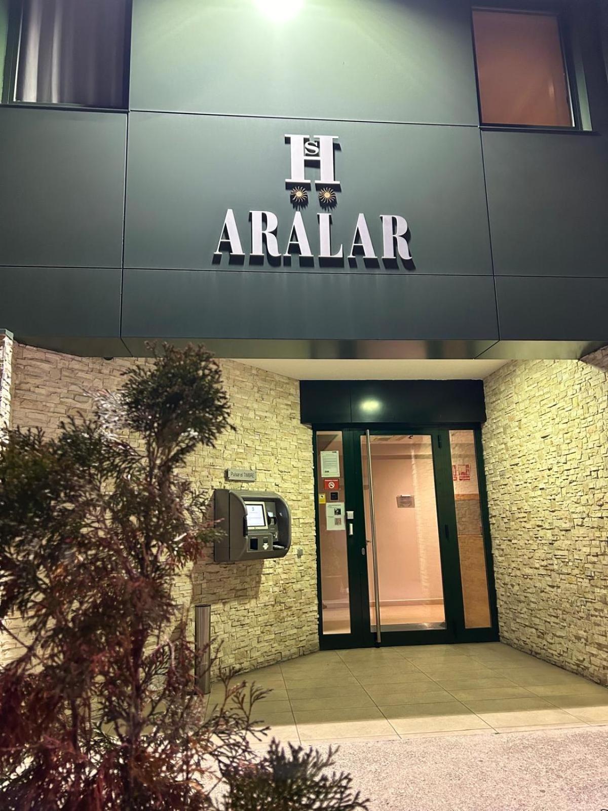 Hostal Aralar Aizoáin Exterior foto